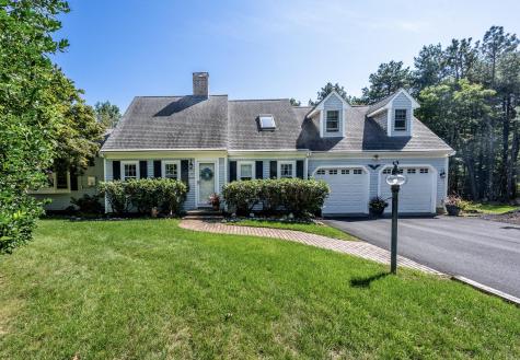 10 Oxfordshire Place Mashpee MA 02649