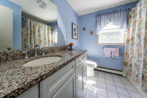 10 Oxfordshire Place Mashpee MA 02649
