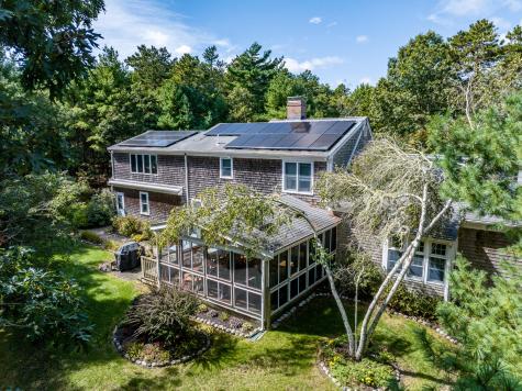 10 Oxfordshire Place Mashpee MA 02649