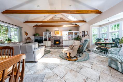 10 Oxfordshire Place Mashpee MA 02649