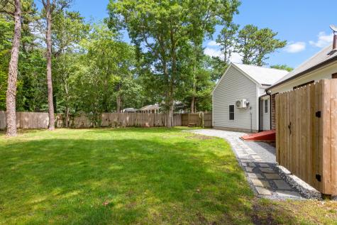 38 Lincoln Avenue Yarmouth MA 02673