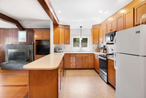 89 Swift Avenue Barnstable MA 02655