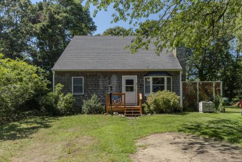 2 Winemack Street Oak Bluffs MA 02557