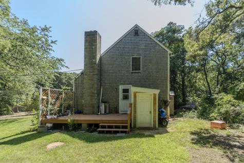 2 Winemack Street Oak Bluffs MA 02557