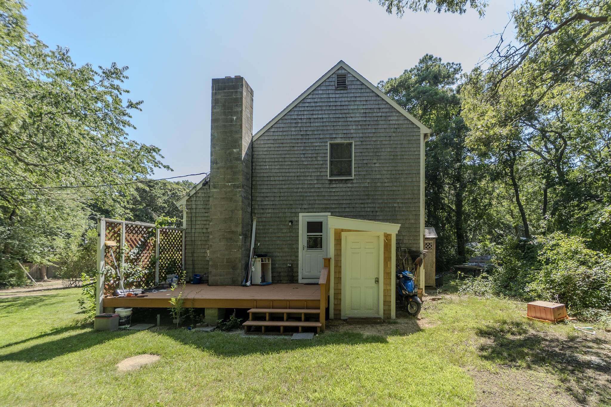 2 Winemack Street Oak Bluffs MA 02557
