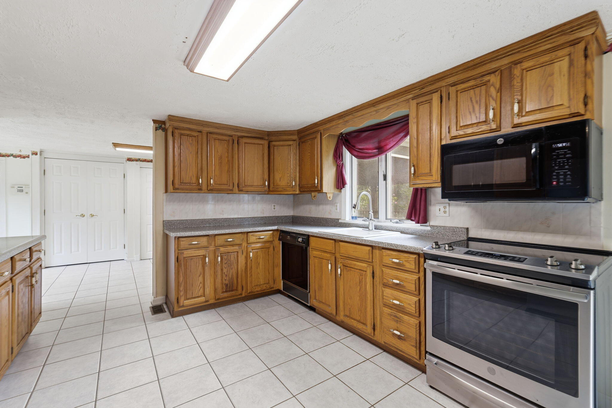 11 Rogia Road West Yarmouth MA 02673