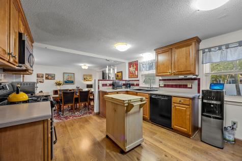 21 Brian Lane Barnstable MA 02601