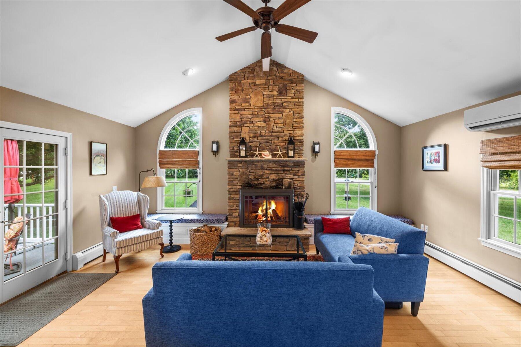 13 Bayview Avenue Berkley MA 02779