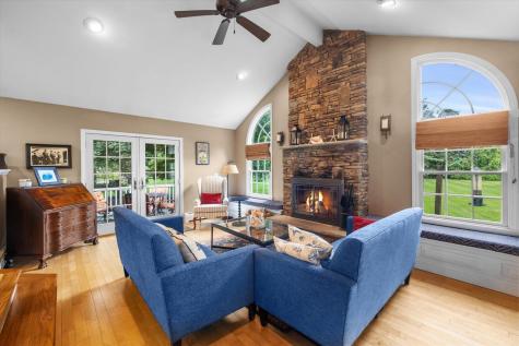 13 Bayview Avenue Berkley MA 02779