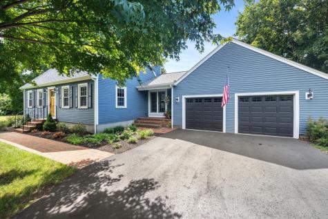 13 Bayview Avenue Berkley MA 02779