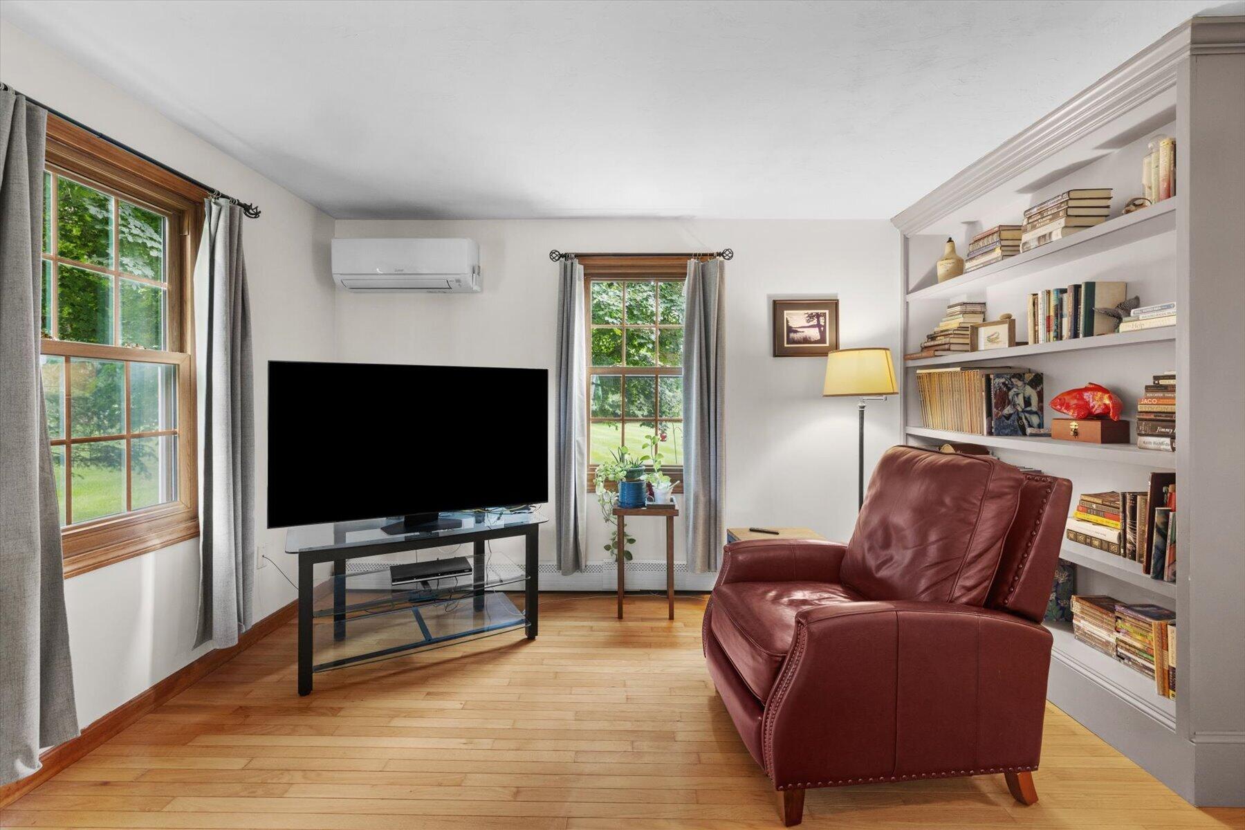 13 Bayview Avenue Berkley MA 02779