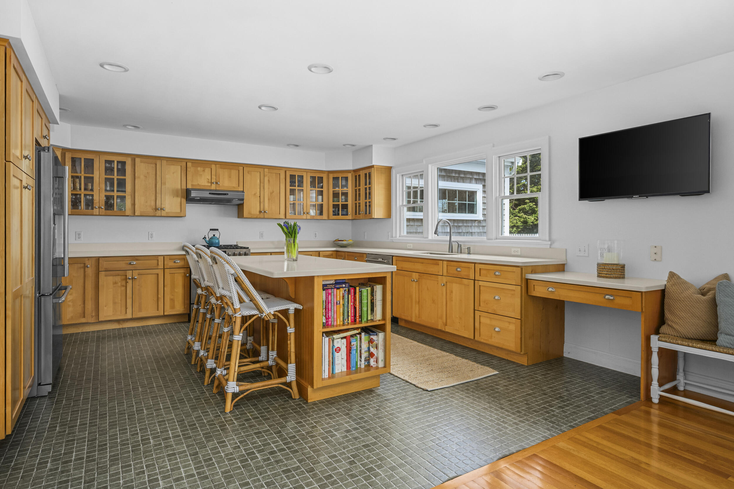 28 Old Colony Road Harwich MA 02645