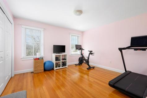 28 Old Colony Road Harwich MA 02645