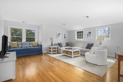 28 Old Colony Road Harwich MA 02645