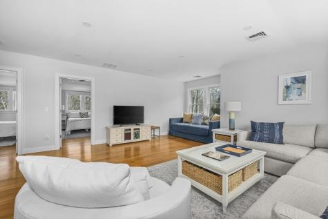 28 Old Colony Road Harwich MA 02645
