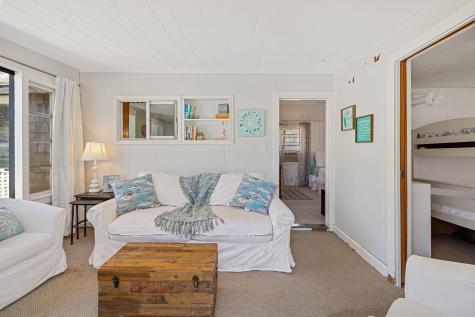 8 Stanley Road Mashpee MA 02649