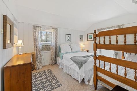 8 Stanley Road Mashpee MA 02649