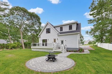 19 Puritan Road Buzzards Bay MA 02532