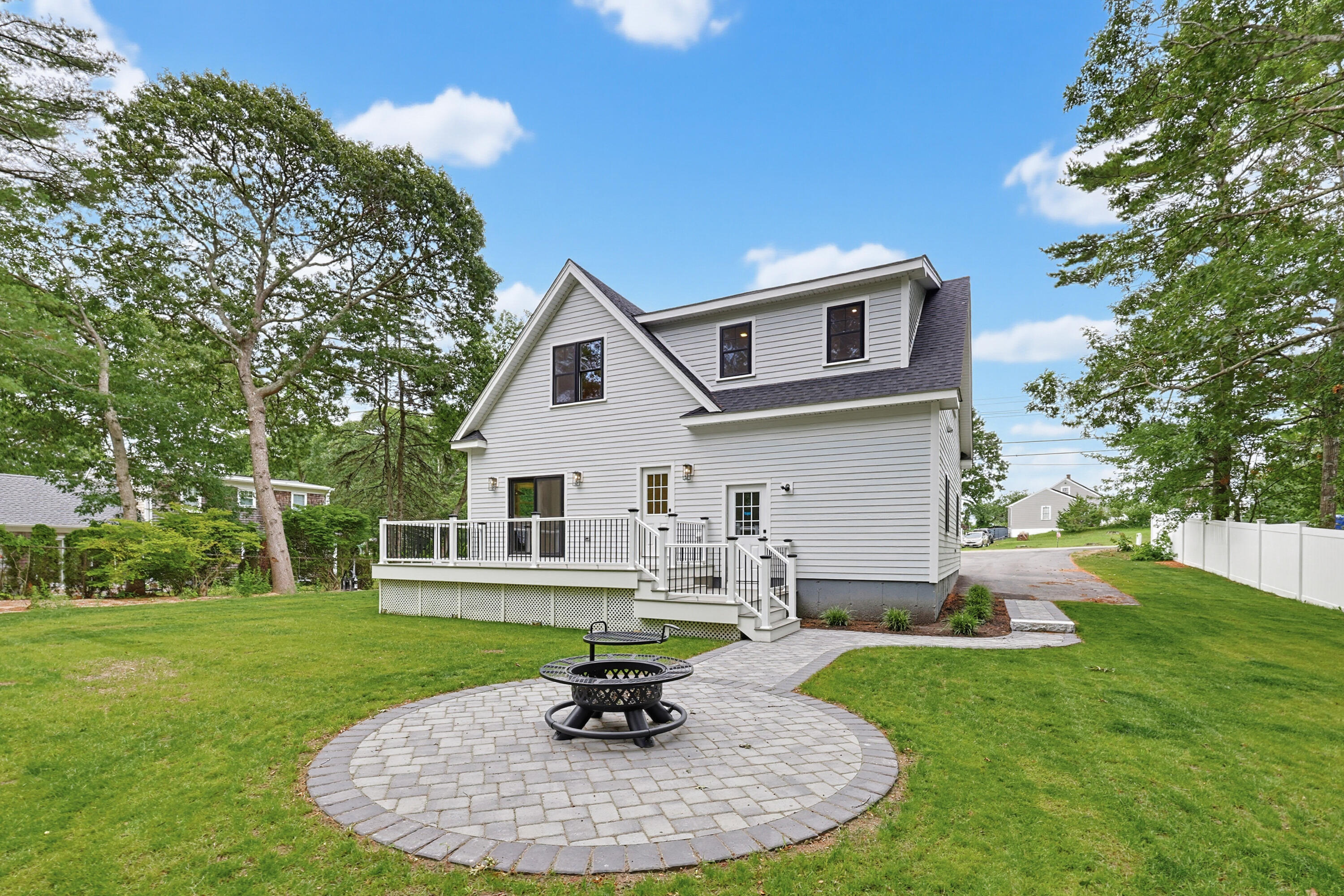 19 Puritan Road Buzzards Bay MA 02532