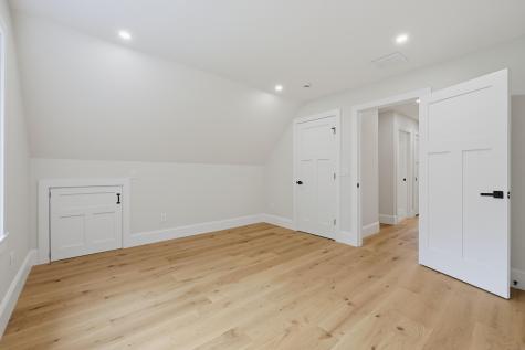 19 Puritan Road Buzzards Bay MA 02532