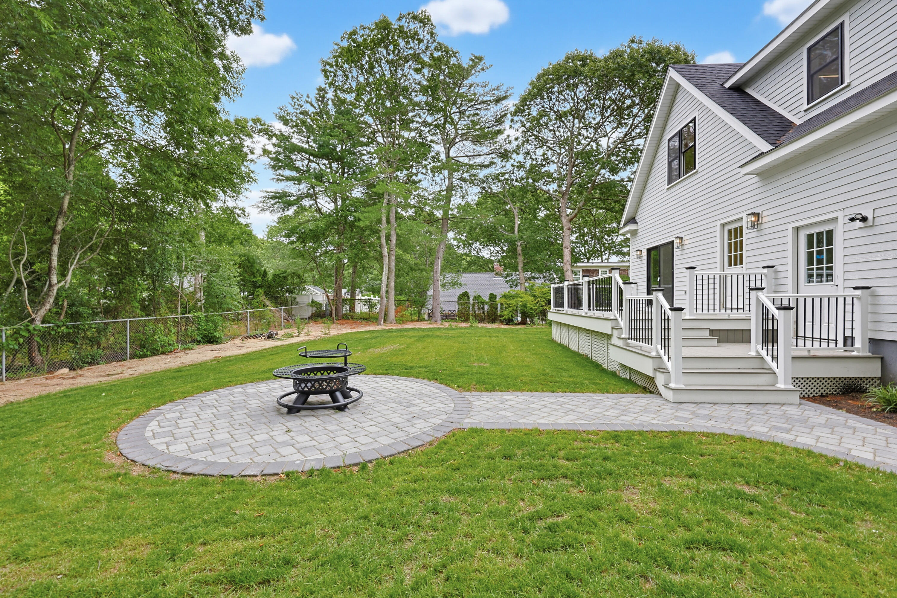 19 Puritan Road Buzzards Bay MA 02532