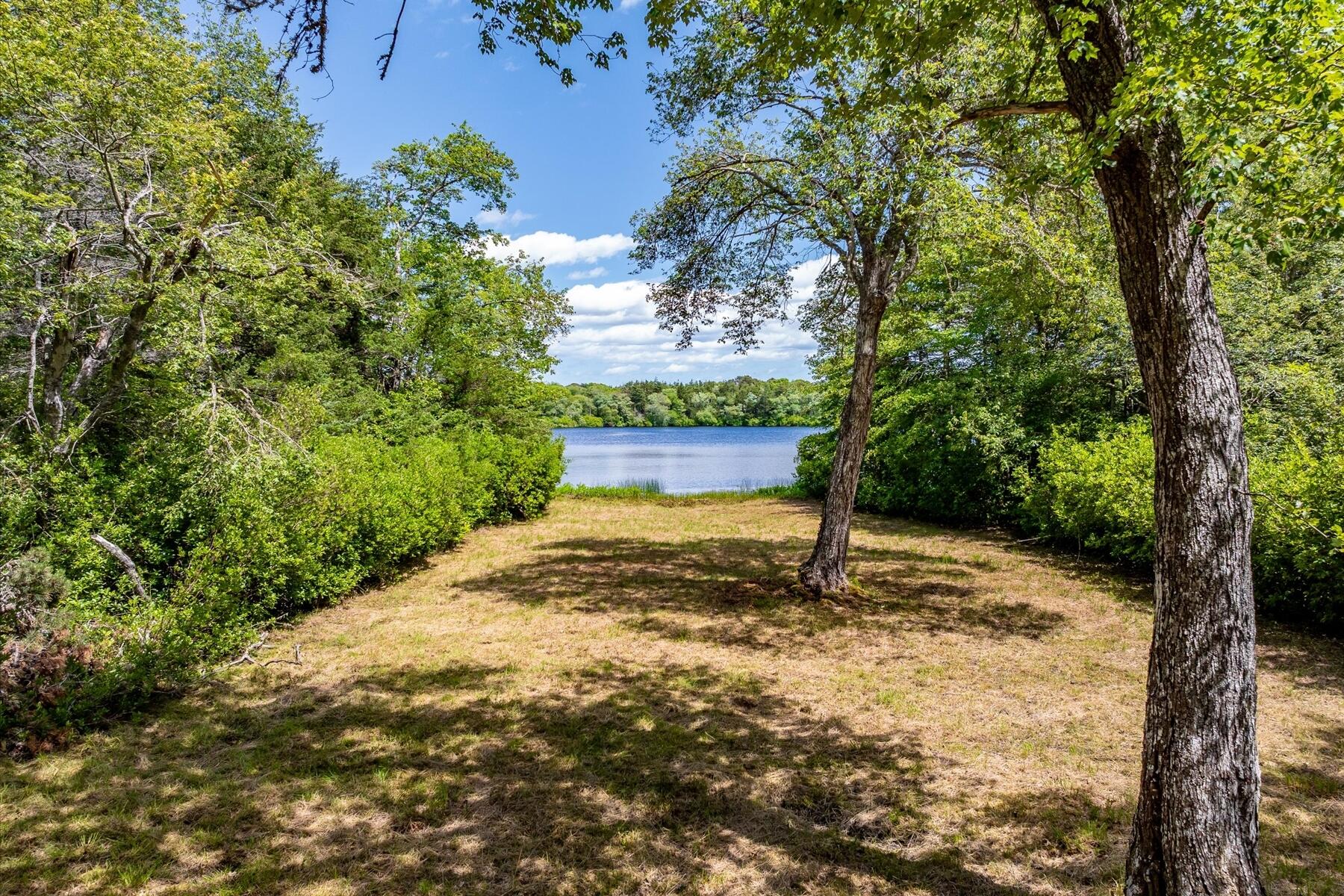 8 Winstons Path South Dennis MA 02660