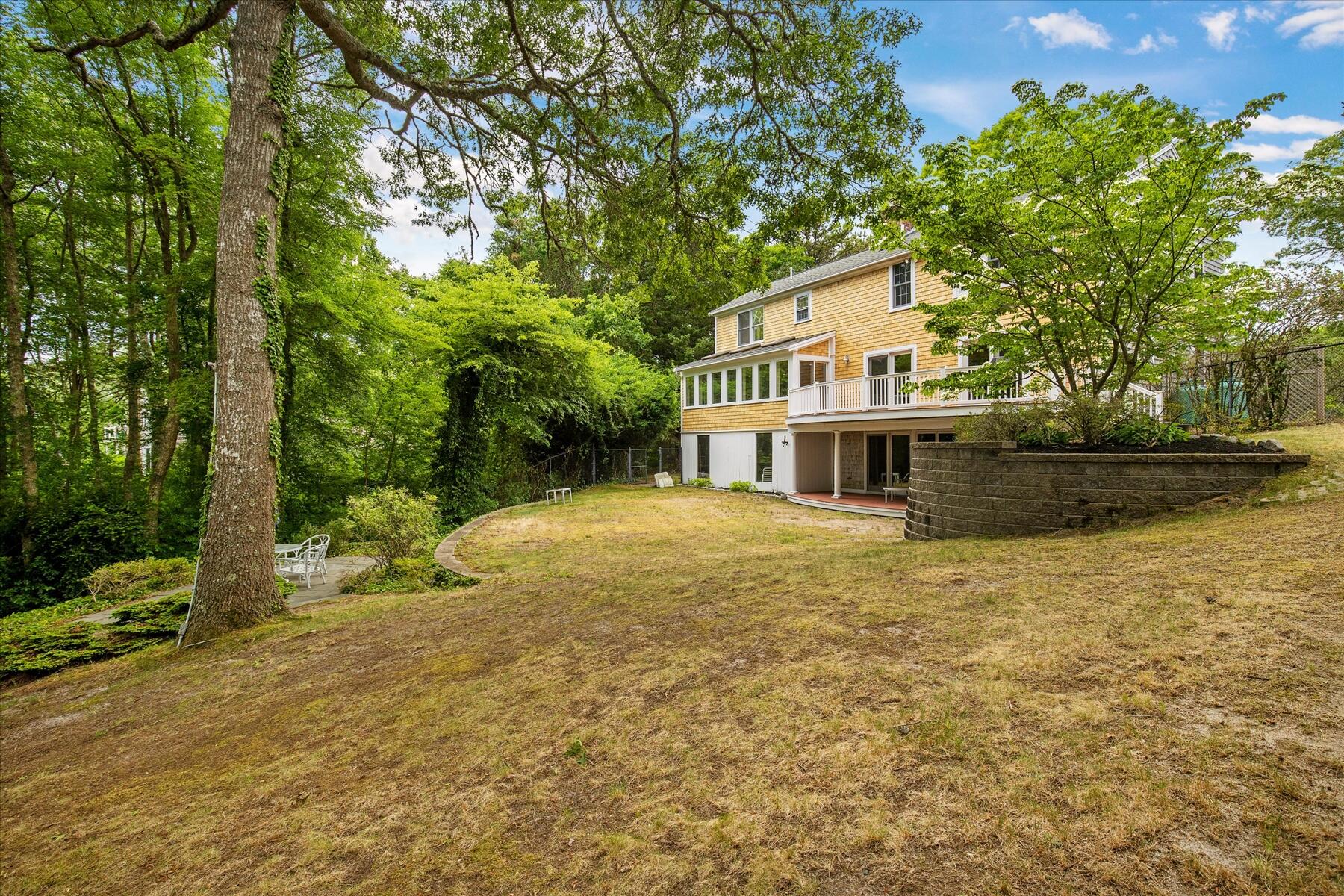 8 Winstons Path South Dennis MA 02660