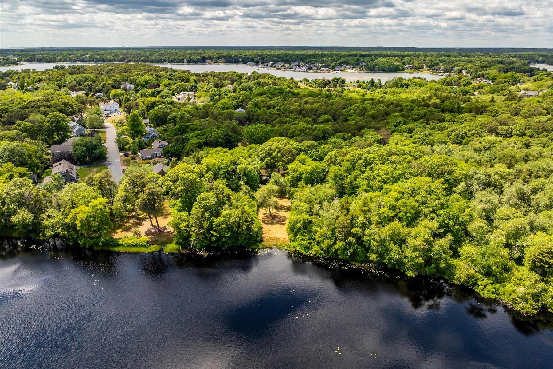 8 Winstons Path South Dennis MA 02660