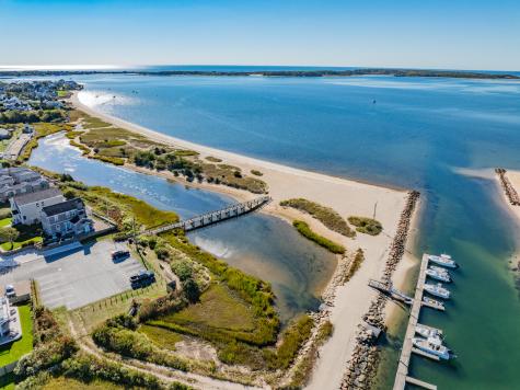 14 Brewster Road Yarmouth MA 02673