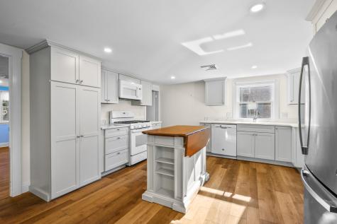 14 Brewster Road Yarmouth MA 02673