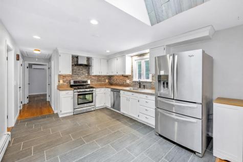 16 Pine View Drive Barnstable MA 02635