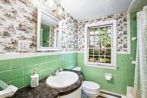 28 Annette Avenue East Falmouth MA 02536