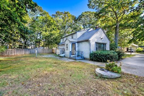 28 Annette Avenue East Falmouth MA 02536