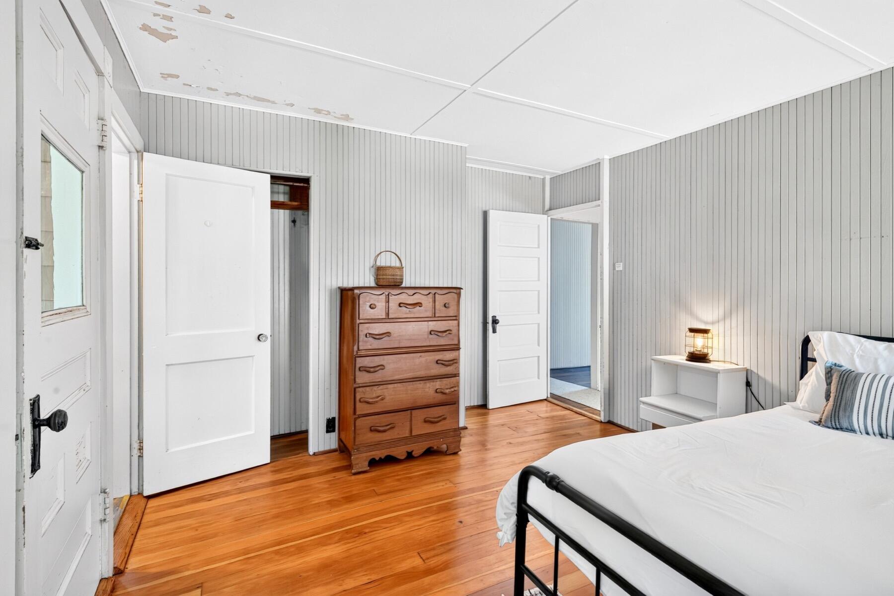 34 Pequossett Avenue North Falmouth MA 02556