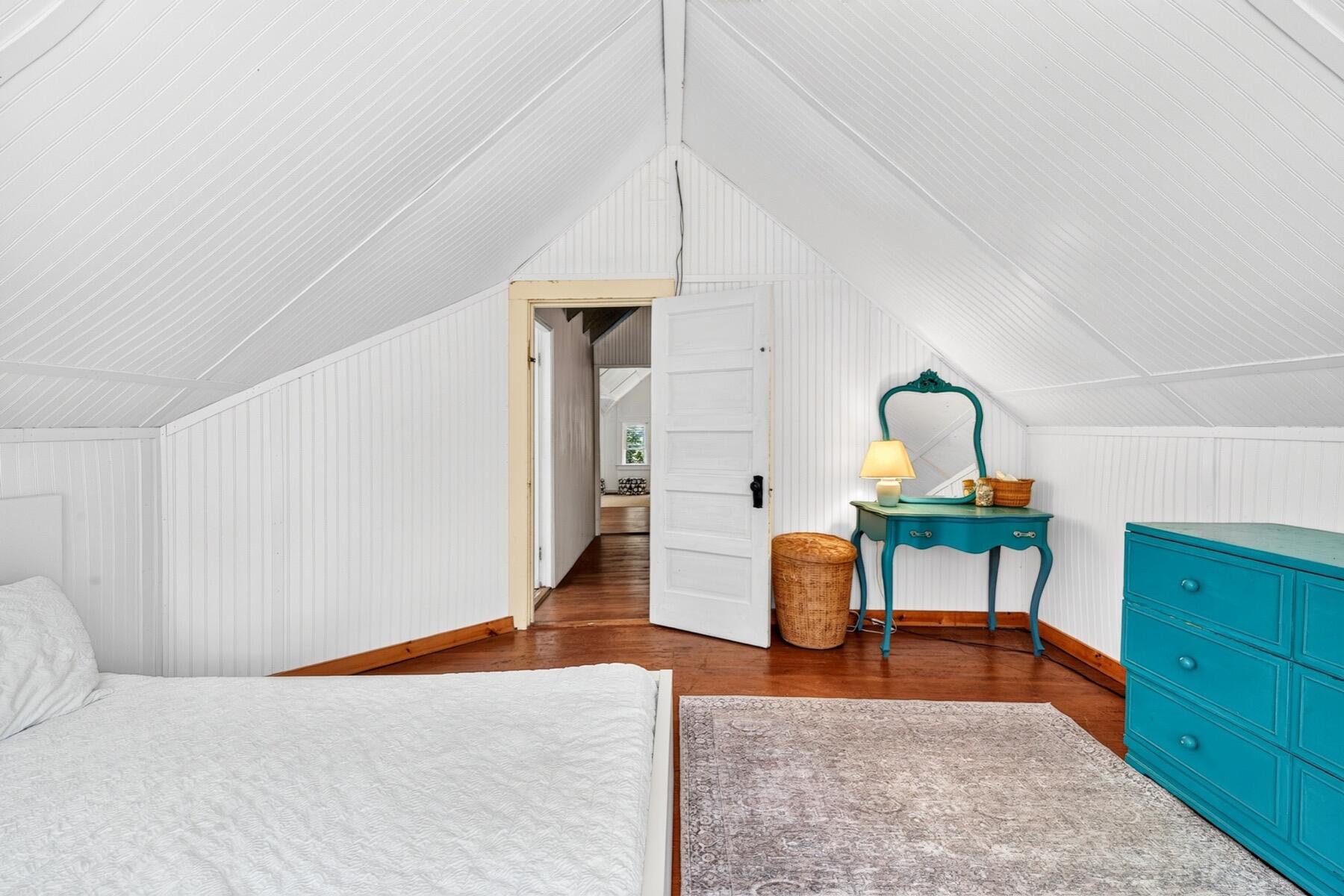 34 Pequossett Avenue North Falmouth MA 02556