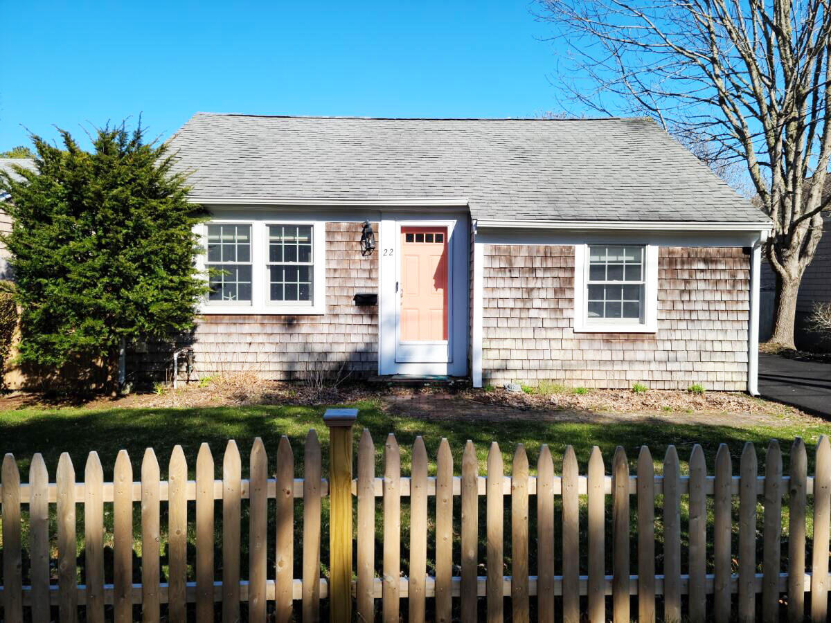 22 Breezy Point Road Yarmouth MA 02664