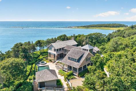 26 Greycourt Lane West Falmouth MA 02540
