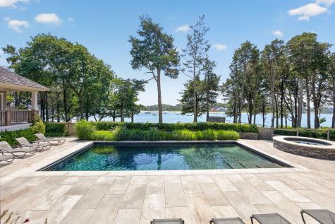 26 Greycourt Lane West Falmouth MA 02540