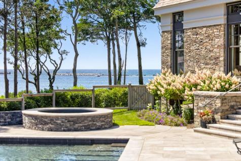 26 Greycourt Lane West Falmouth MA 02540