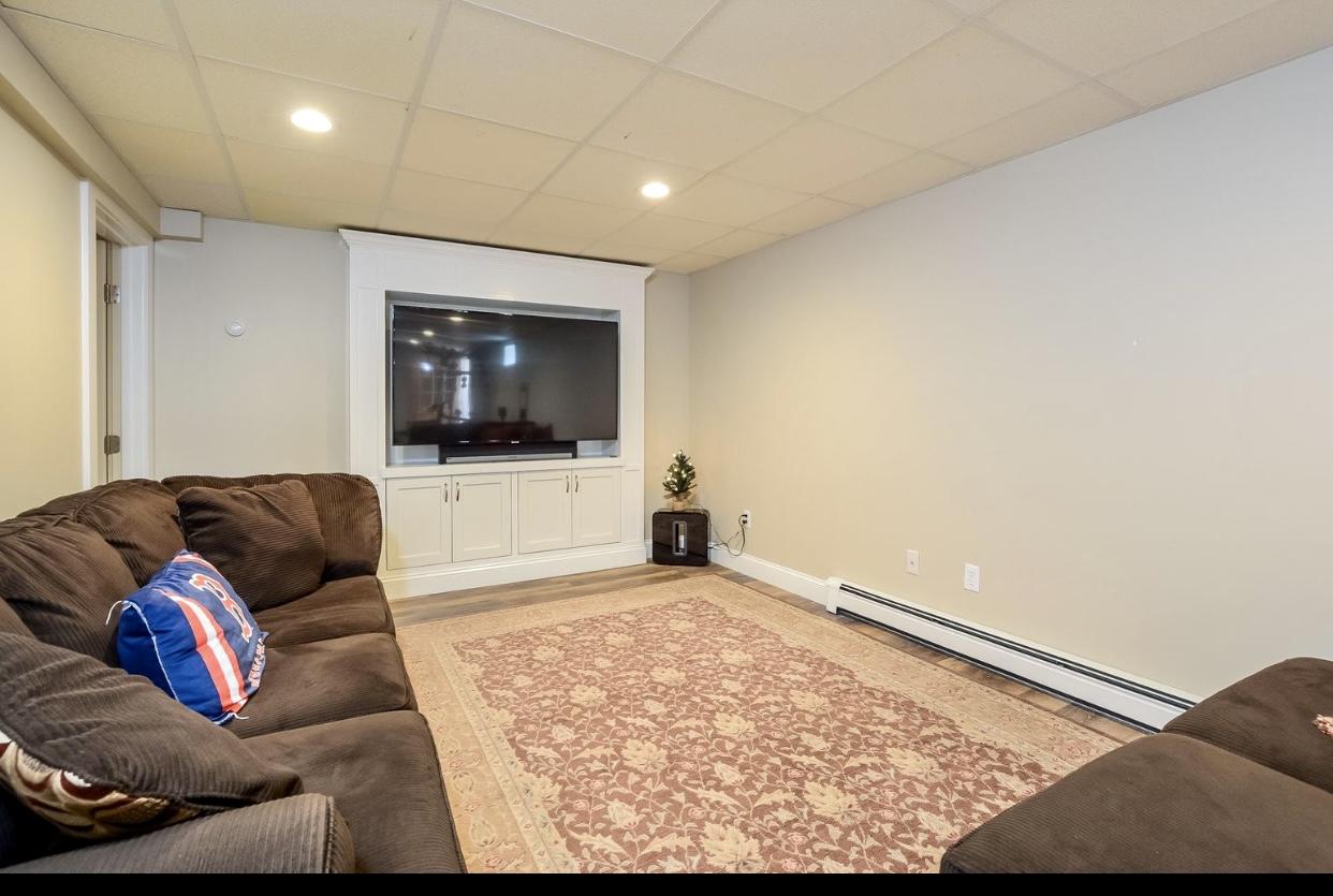 13 Grandwood Drive Forestdale MA 02644