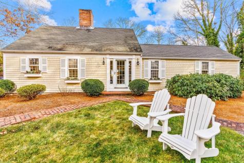 21 Fiddler Crab Lane Mashpee MA 02649
