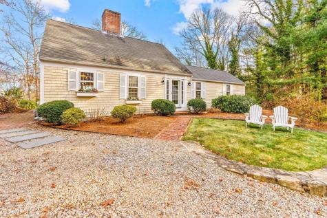 21 Fiddler Crab Lane Mashpee MA 02649