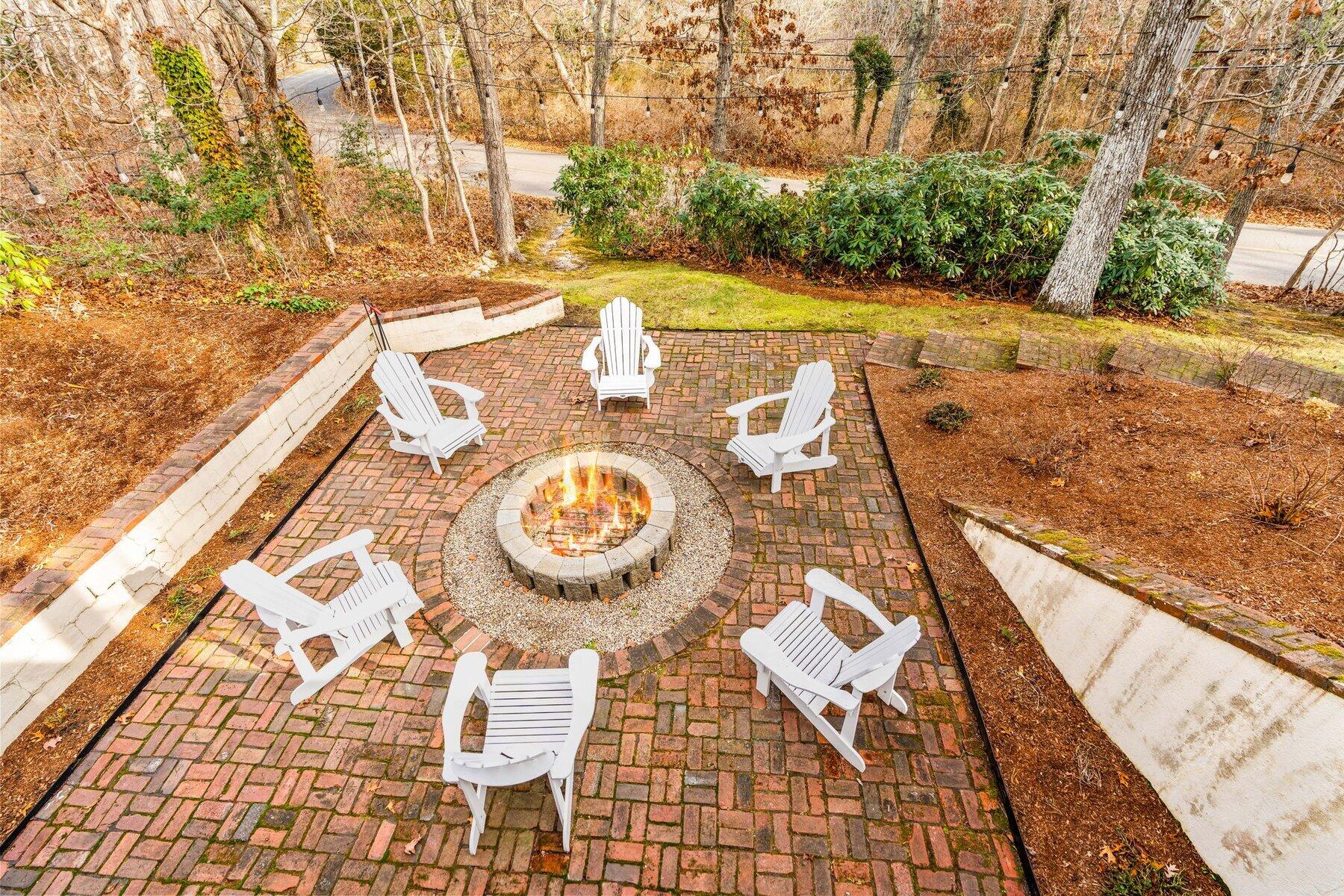 21 Fiddler Crab Lane Mashpee MA 02649