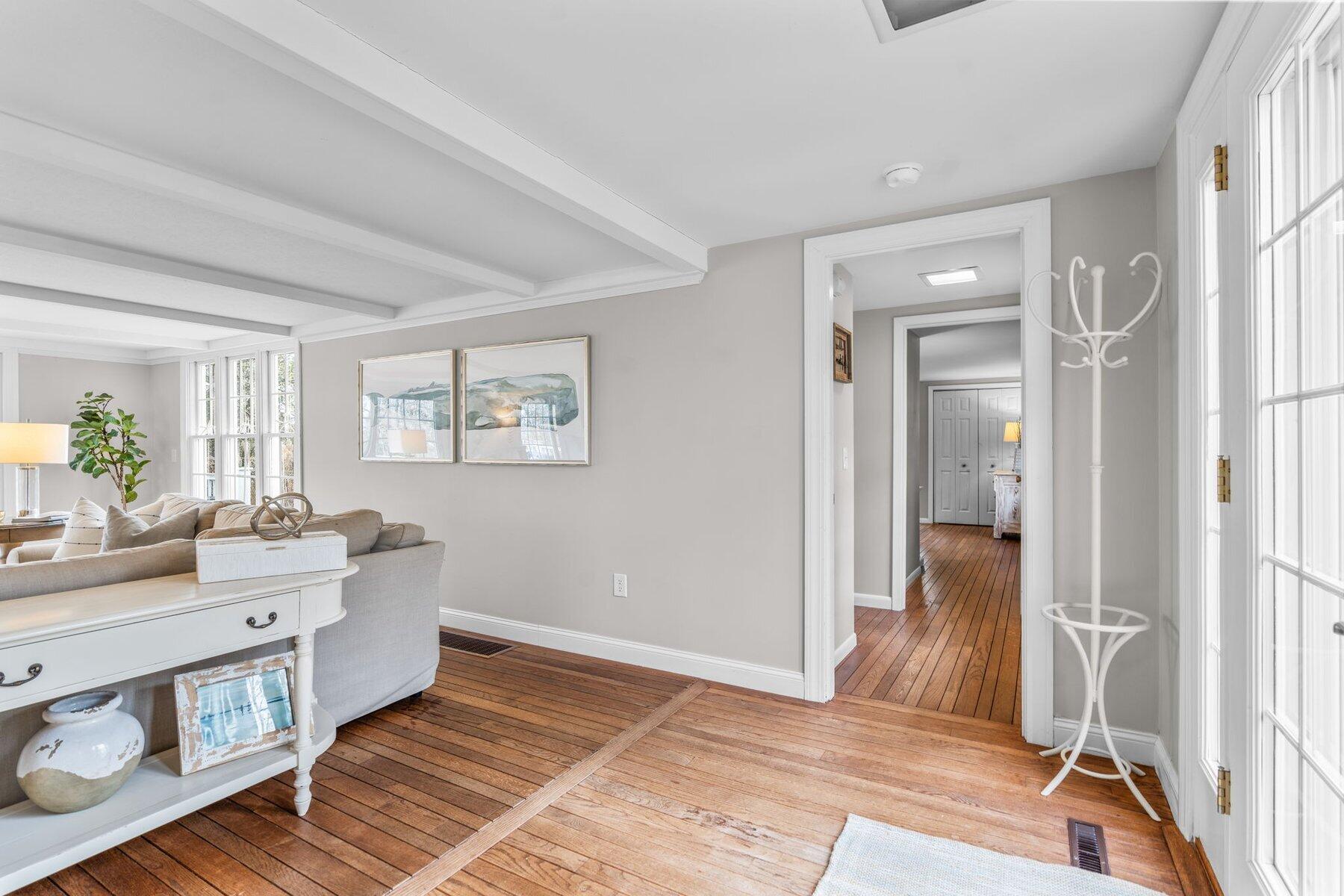 21 Fiddler Crab Lane Mashpee MA 02649