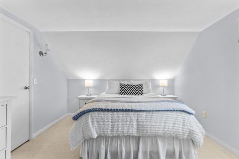 21 Fiddler Crab Lane Mashpee MA 02649