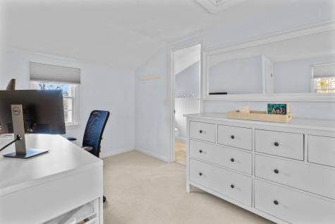 21 Fiddler Crab Lane Mashpee MA 02649