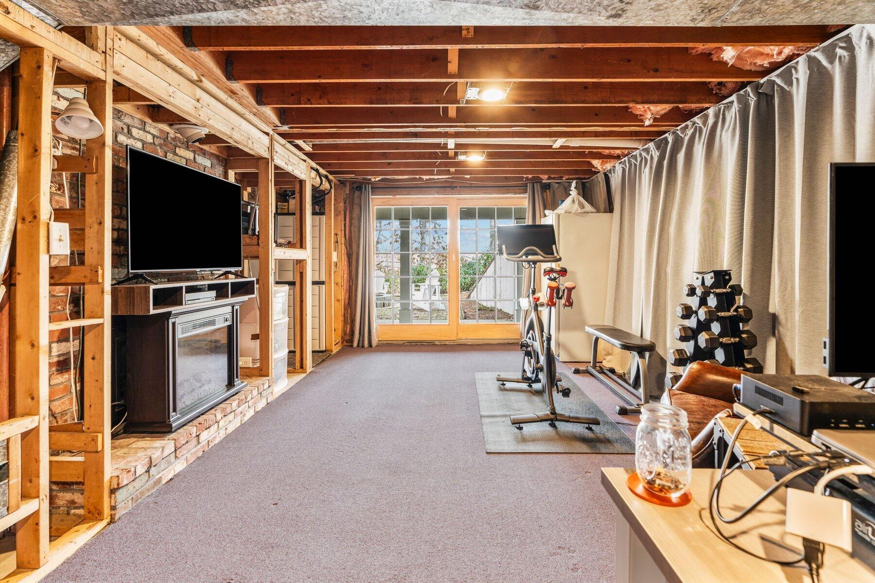 21 Fiddler Crab Lane Mashpee MA 02649