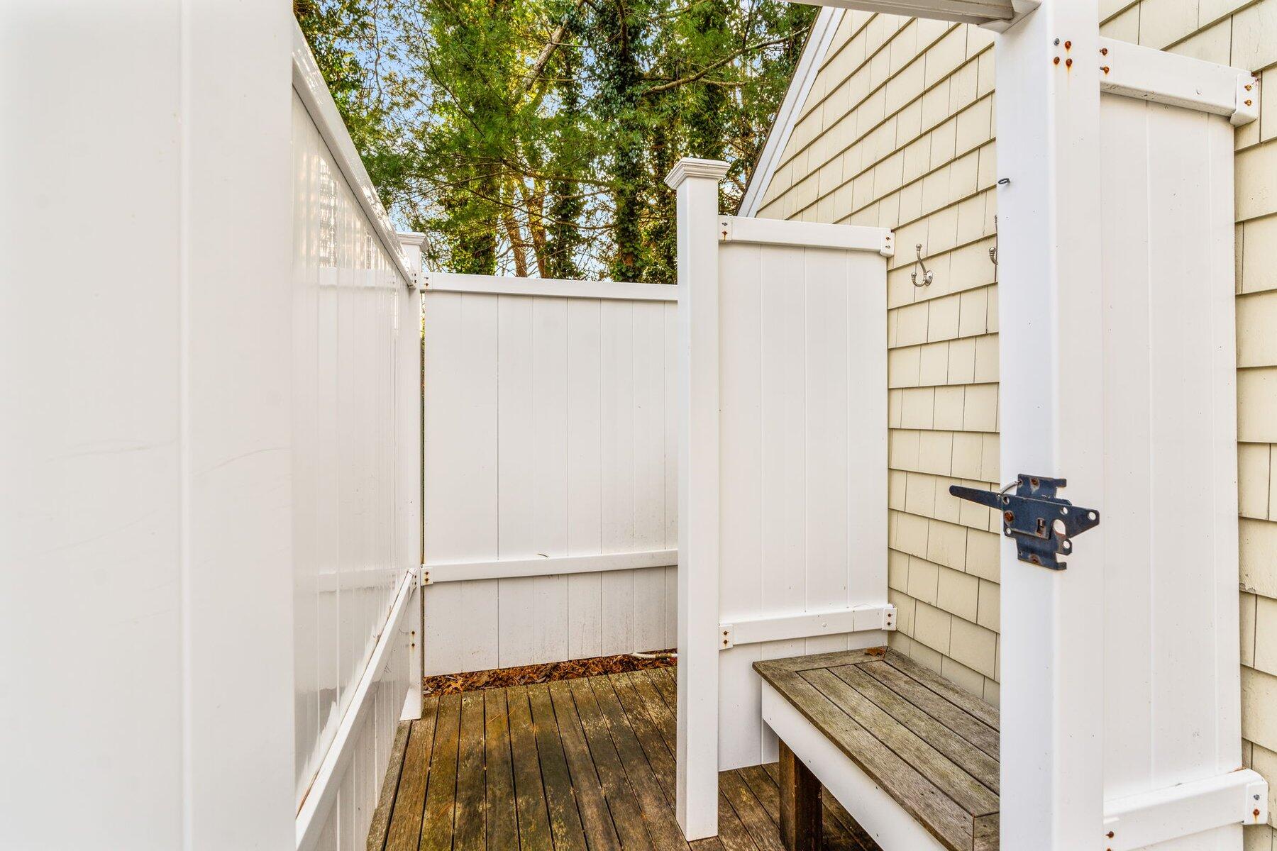 21 Fiddler Crab Lane Mashpee MA 02649