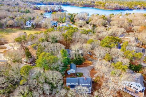 21 Fiddler Crab Lane Mashpee MA 02649
