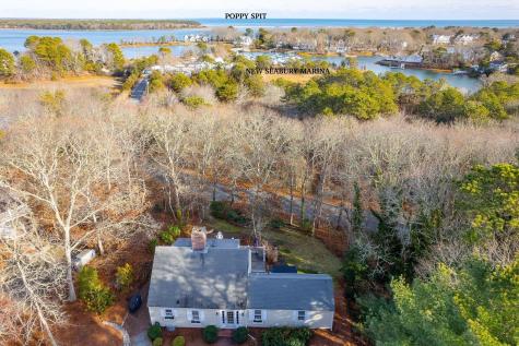 21 Fiddler Crab Lane Mashpee MA 02649